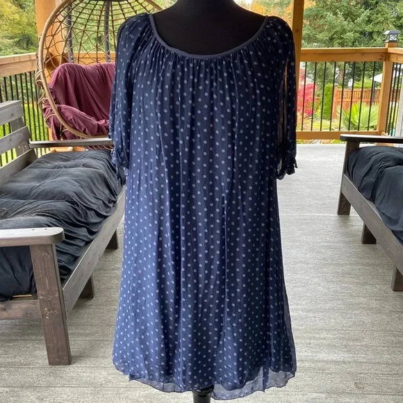 🎉HOST PICK🎉M Made in Italy | Silk Blend Cold Shoulder Polk a Dot Dress - Picture 3 of 9